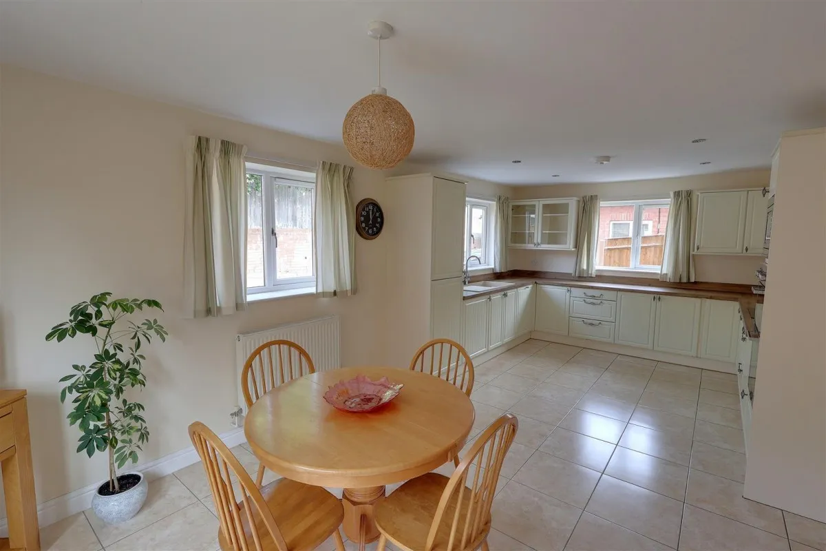 Casita Drive, Longhope, GL17, photo 4