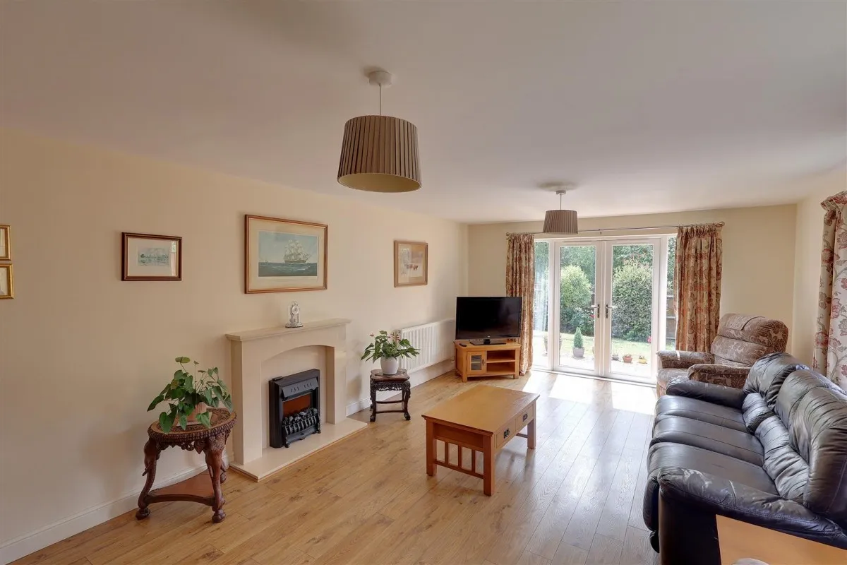 Casita Drive, Longhope, GL17, photo 2