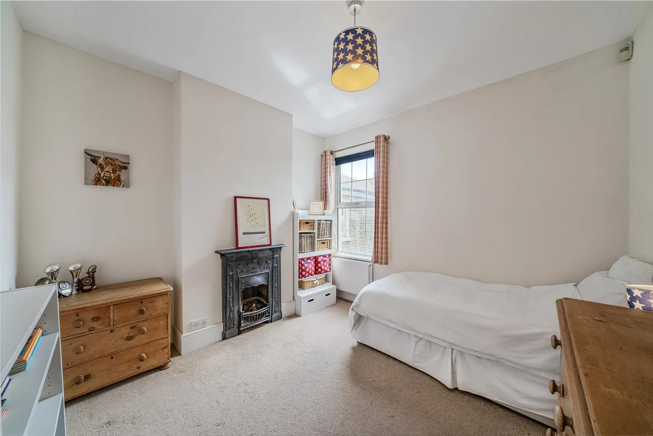 Waynflete Street, London, SW18, photo 12