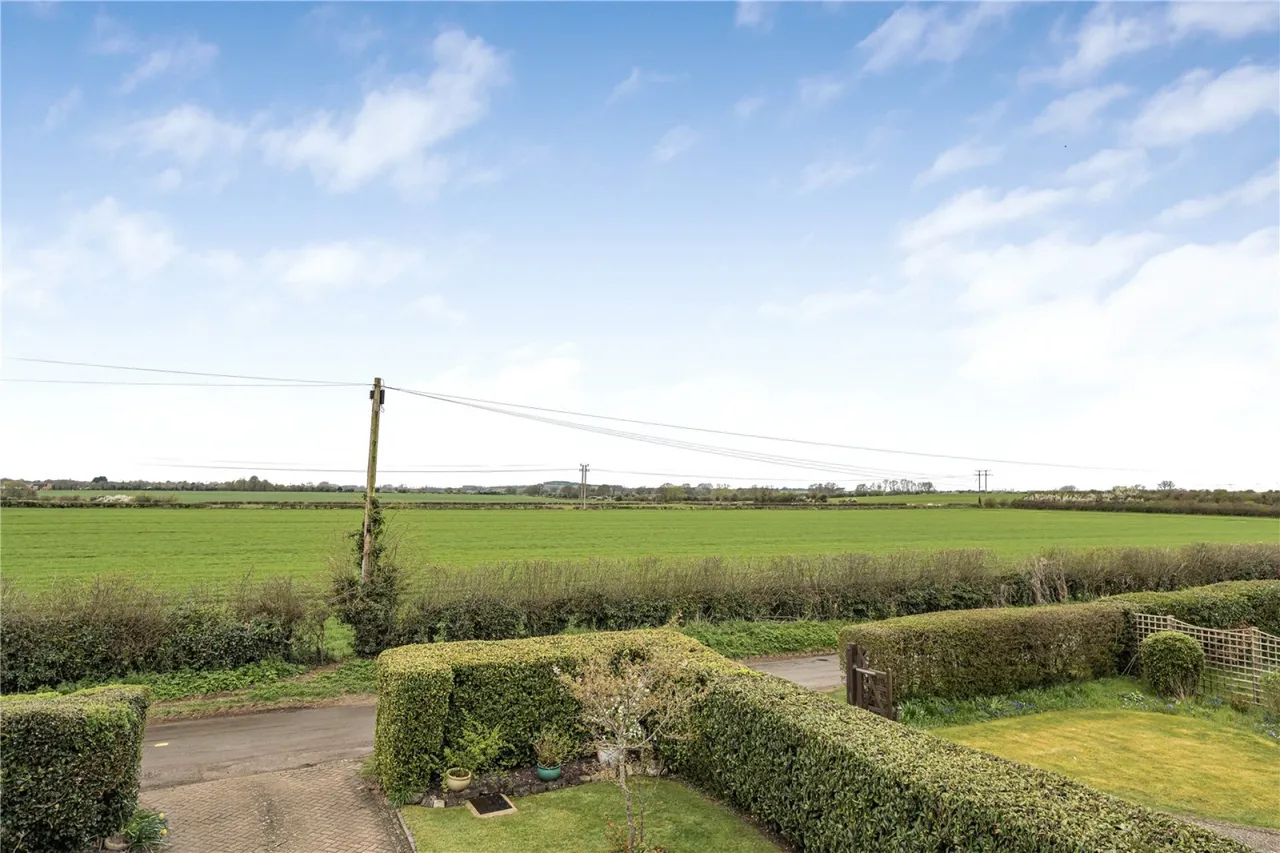 Oakley Lane, Chinnor, OX39, photo 17