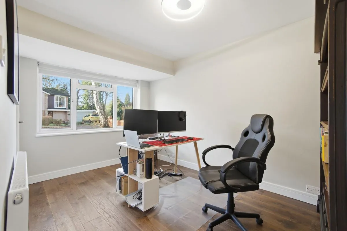 Birchdale Close, West Byfleet, KT14, photo 20