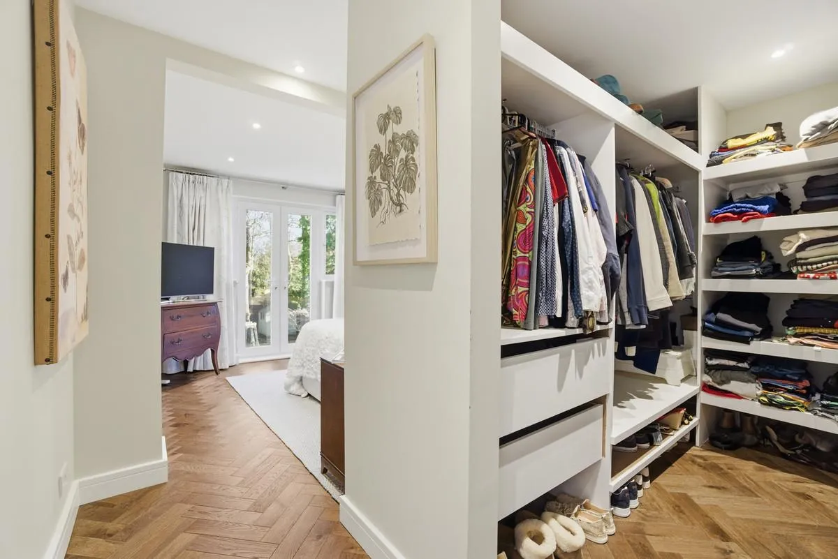 Birchdale Close, West Byfleet, KT14, photo 23