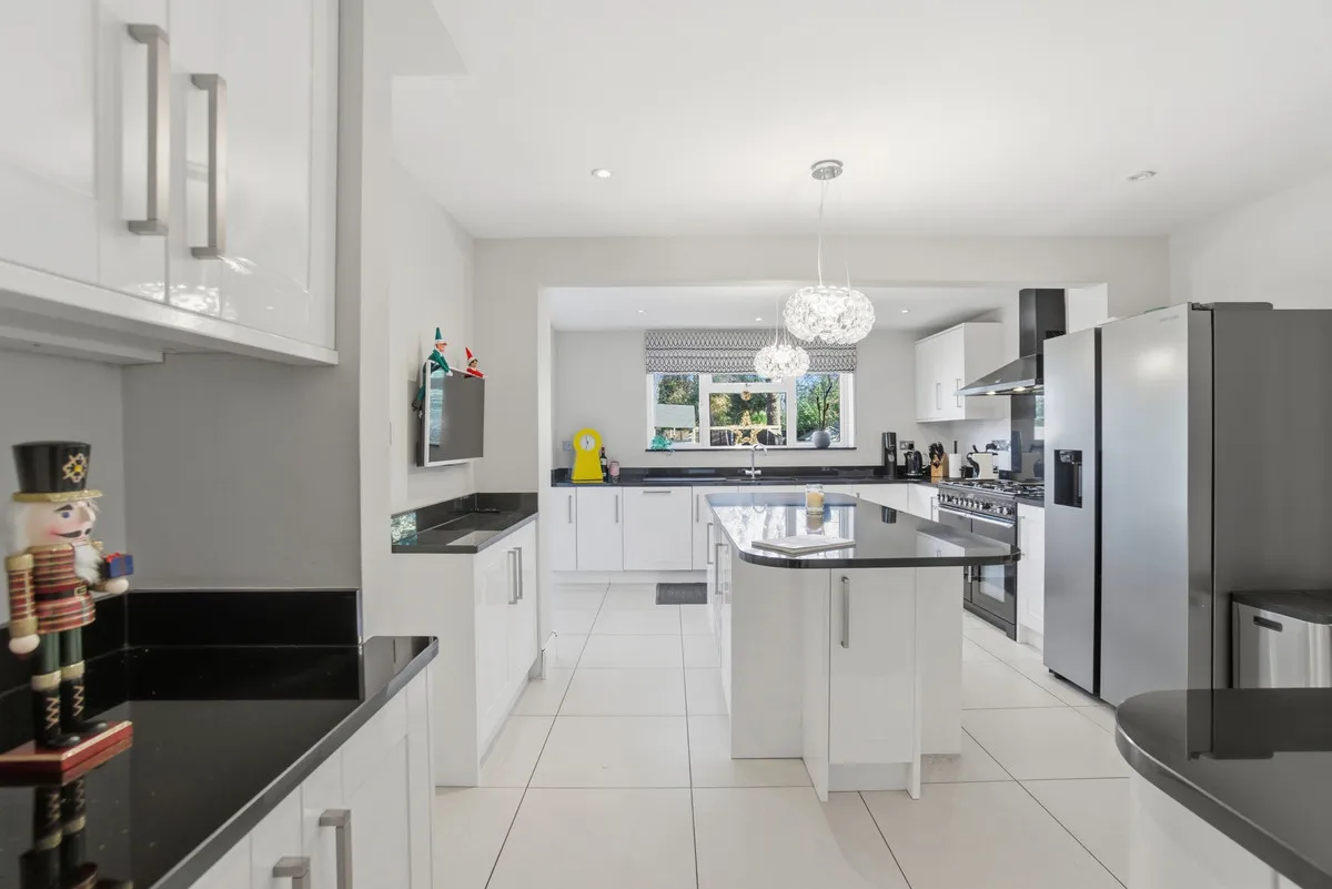 Birchdale Close, West Byfleet, KT14, photo 4
