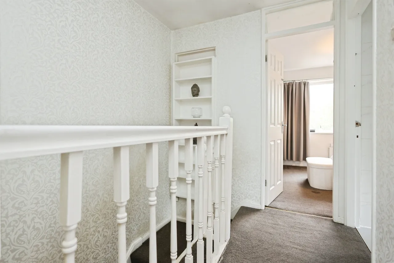 The Orchard, Birmingham, B37, photo 13