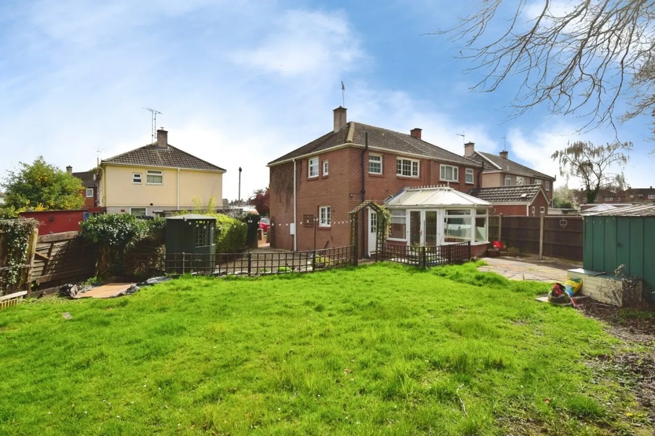 8 Oxford Close, Worcester, WR5 1QS, photo 2