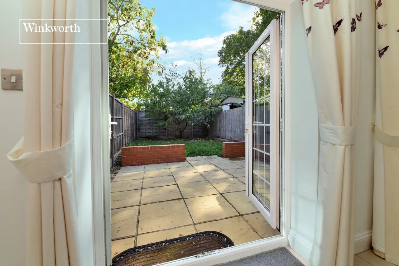 Risley Close, Morden, SM4, photo 4