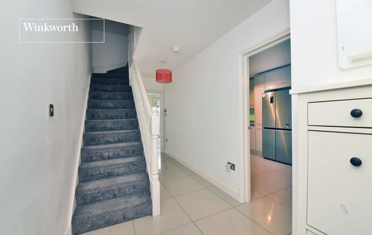 Risley Close, Morden, SM4, photo 9