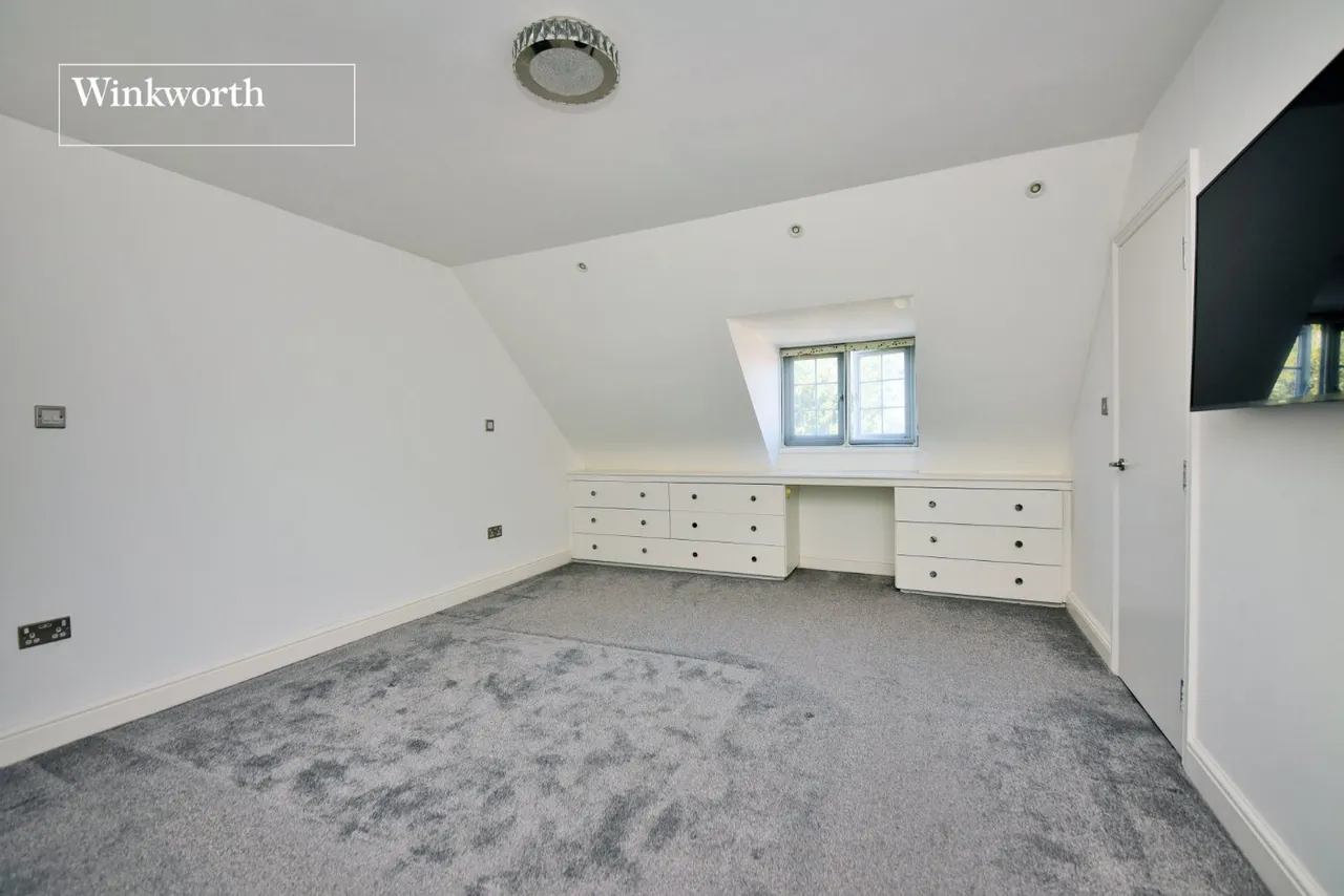 Risley Close, Morden, SM4, photo 11