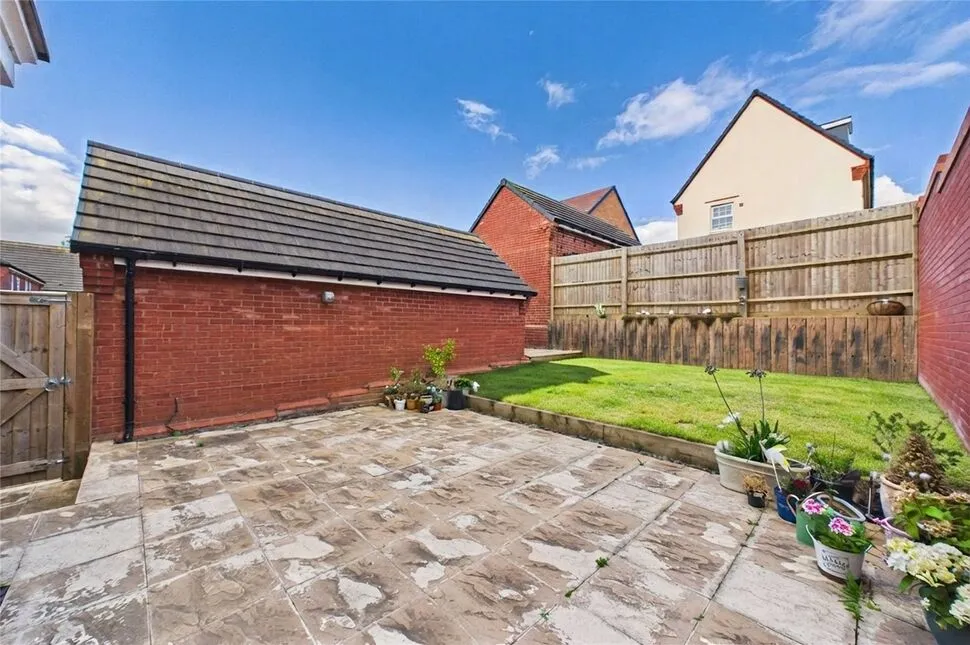 Dickens Close, Moulton, Northampton, NN3, photo 7