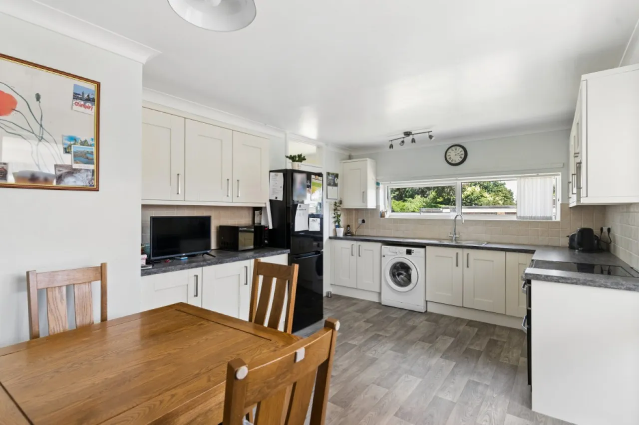 Eaton Socon, St Neots, PE19, photo 2