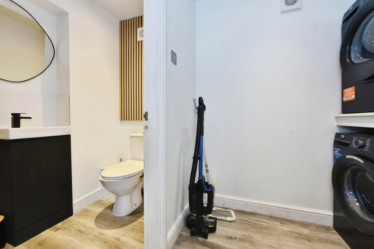 Woodstock Road, Woodley, Stockport, Greater Manchester, SK6, photo 14
