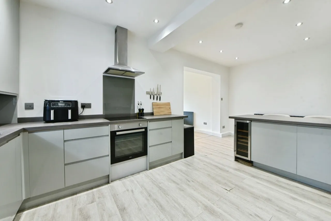Woodstock Road, Woodley, Stockport, Greater Manchester, SK6, photo 8
