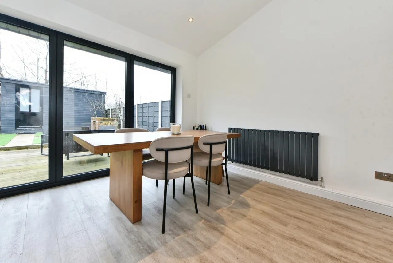 Woodstock Road, Woodley, Stockport, Greater Manchester, SK6, photo 7