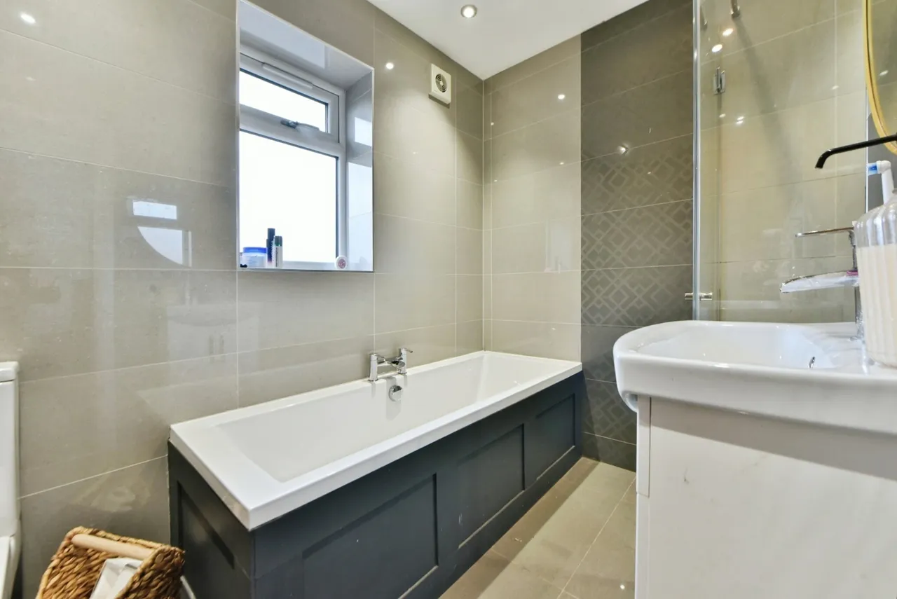 Woodstock Road, Woodley, Stockport, Greater Manchester, SK6, photo 21