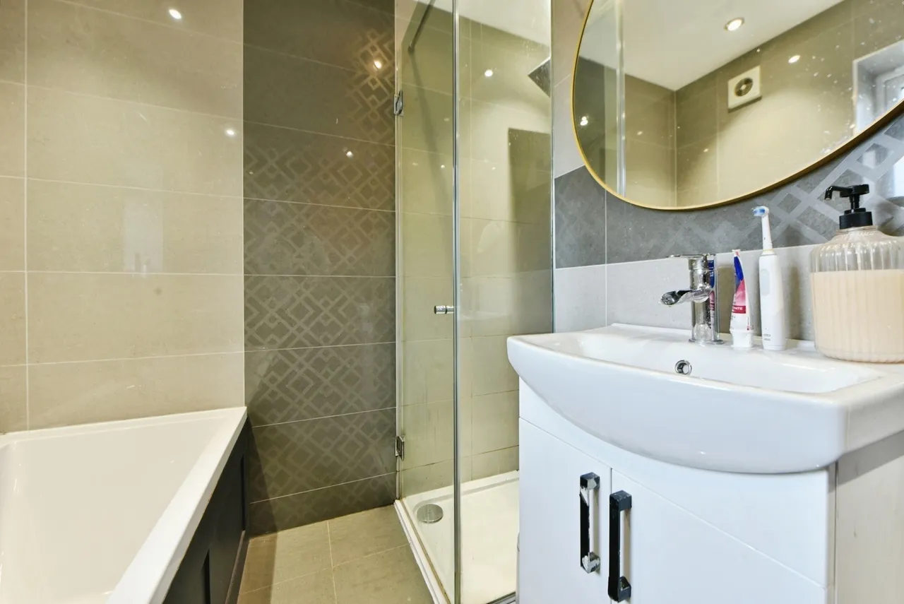 Woodstock Road, Woodley, Stockport, Greater Manchester, SK6, photo 22