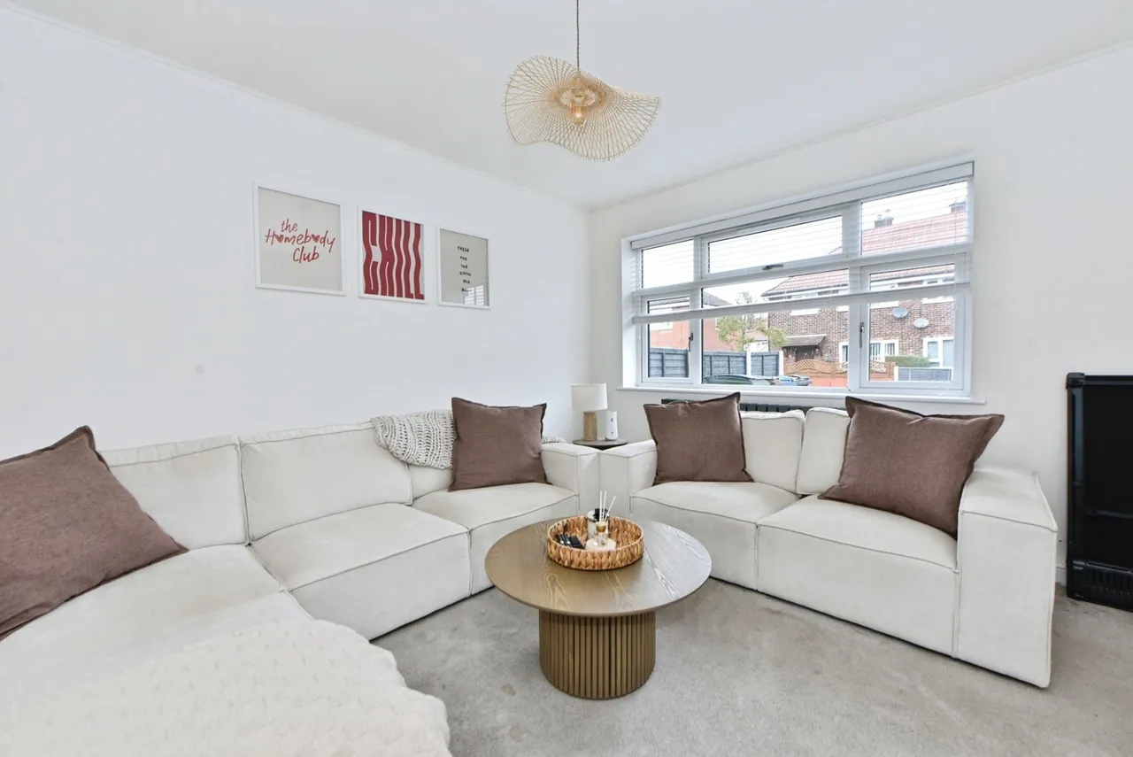 Woodstock Road, Woodley, Stockport, Greater Manchester, SK6, photo 3