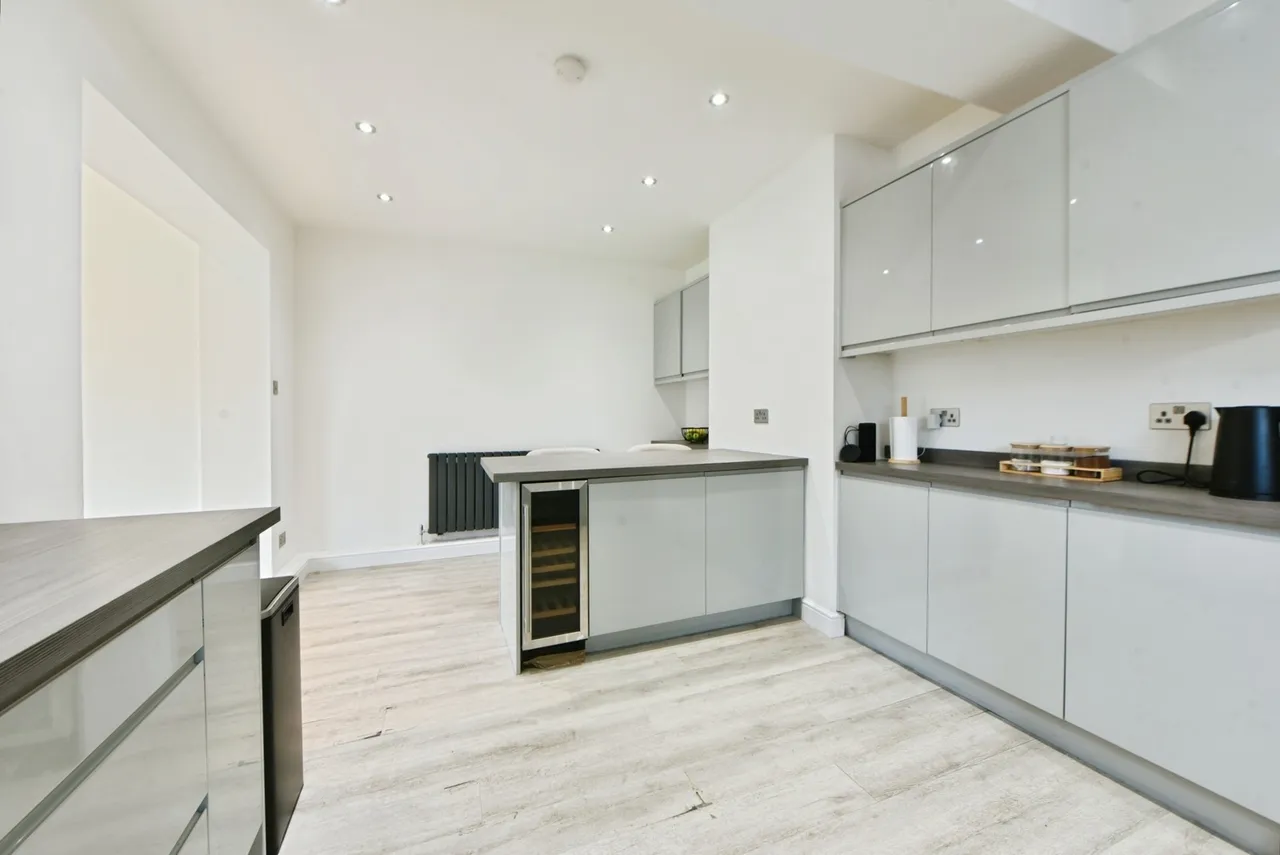 Woodstock Road, Woodley, Stockport, Greater Manchester, SK6, photo 11