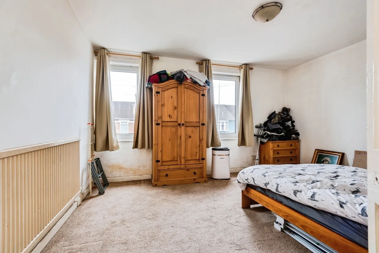 Cricklade Road, Swindon, Wiltshire, SN2, photo 9