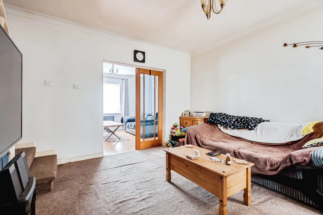 Cricklade Road, Swindon, Wiltshire, SN2, photo 6