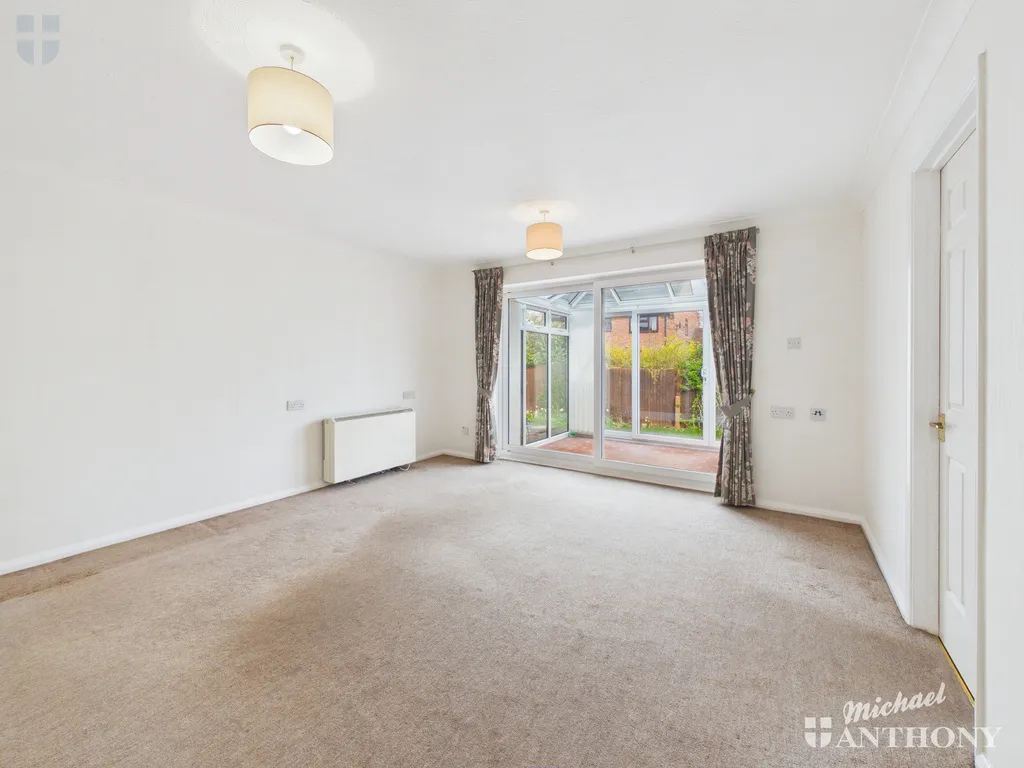 William Hill Drive, Bierton, Aylesbury, HP22 5AZ, photo 11