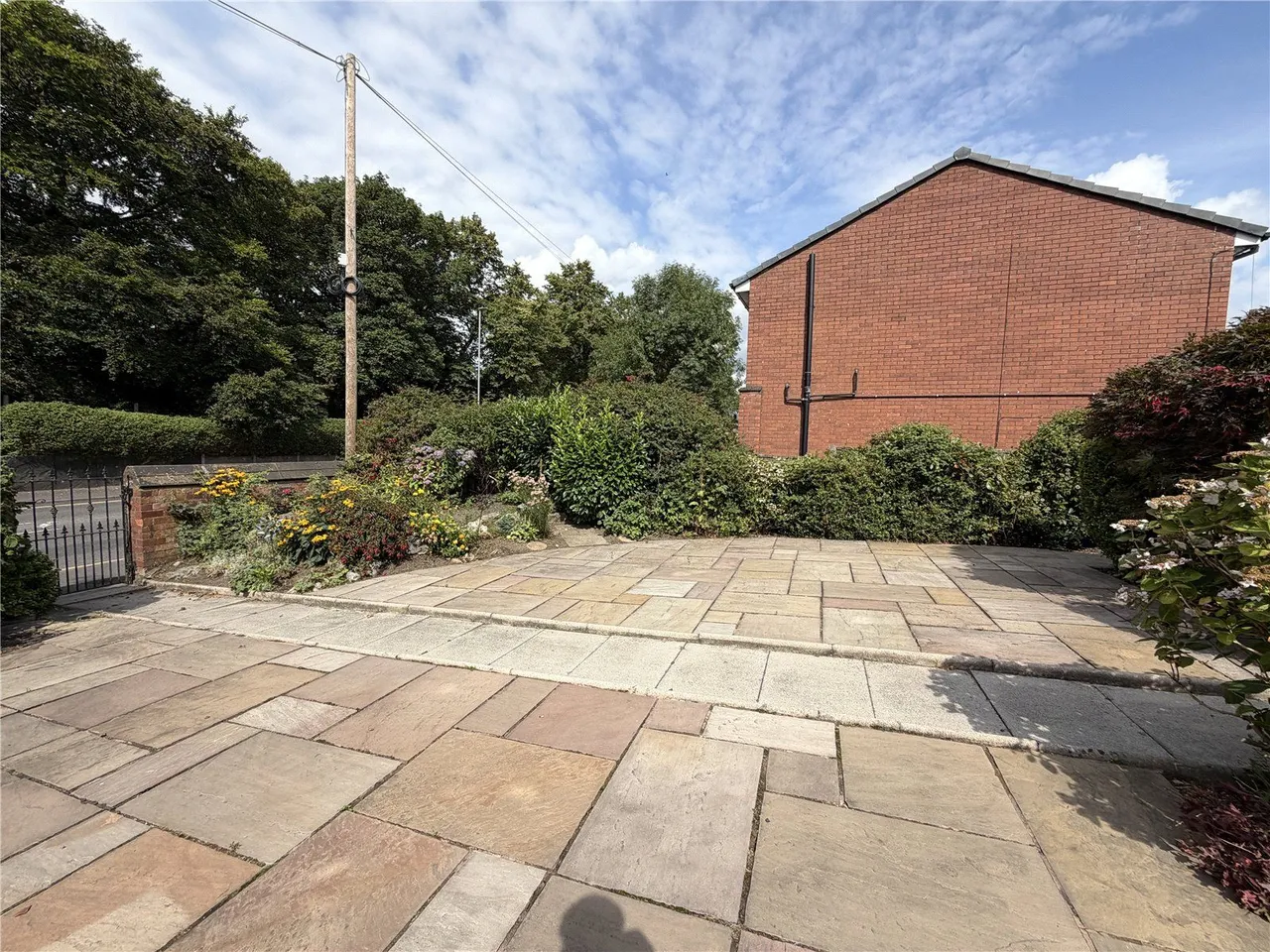 Manchester Road, Heywood, OL10, photo 12