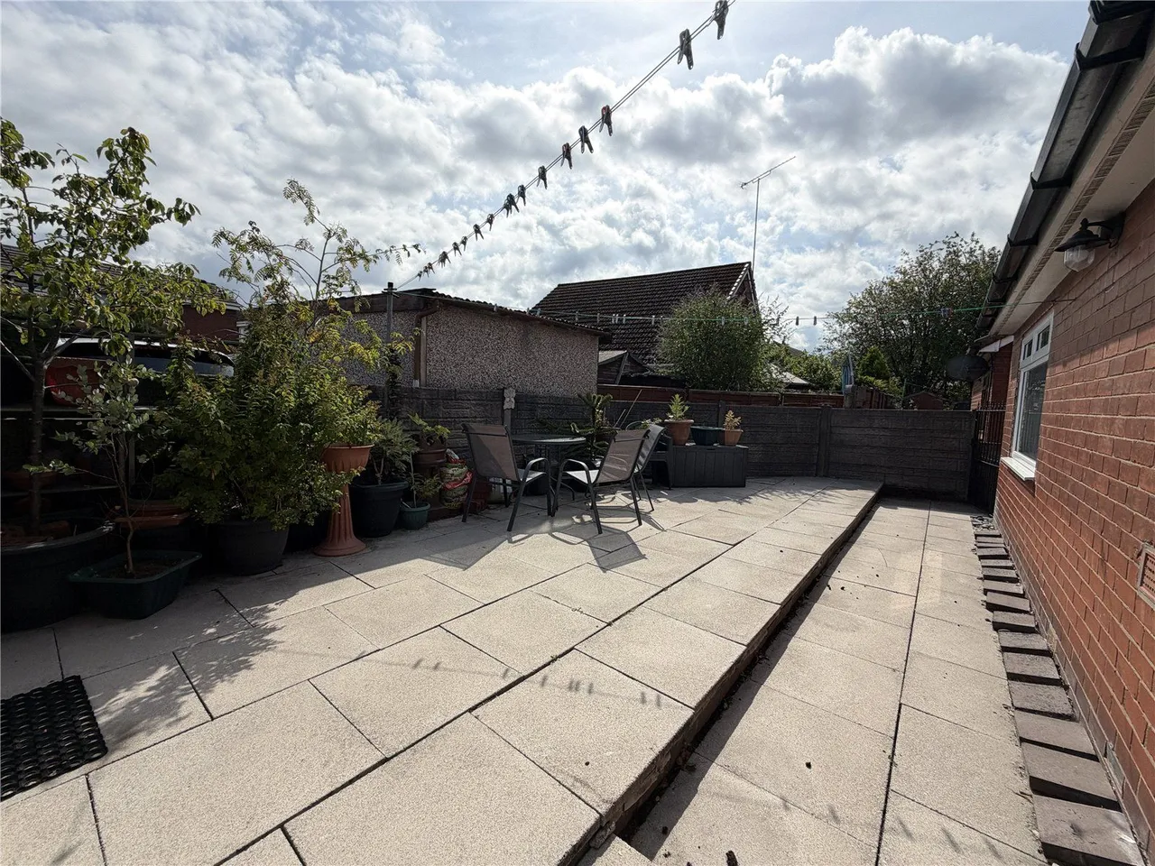 Manchester Road, Heywood, OL10, photo 11