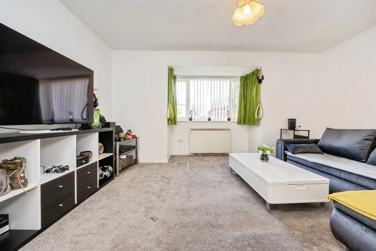 St. Leonards Avenue, Bedford, MK42, photo 2