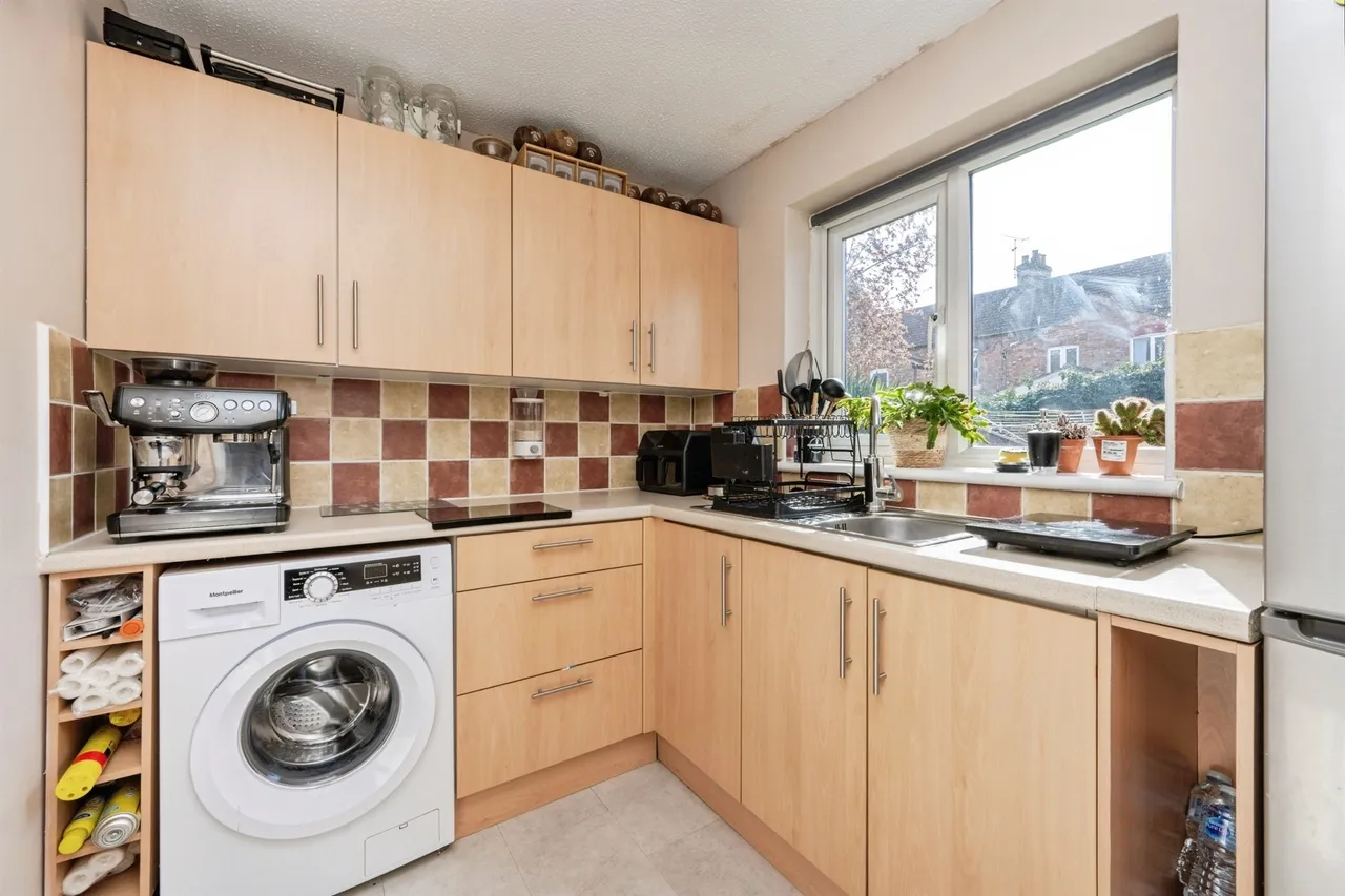 St. Leonards Avenue, Bedford, MK42, photo 4