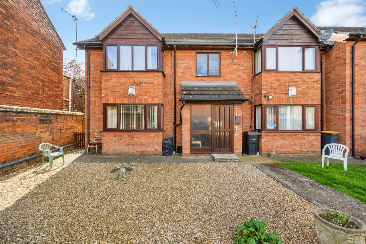 1 bed flat for sale, St. Leonards Avenue, Bedford, MK42