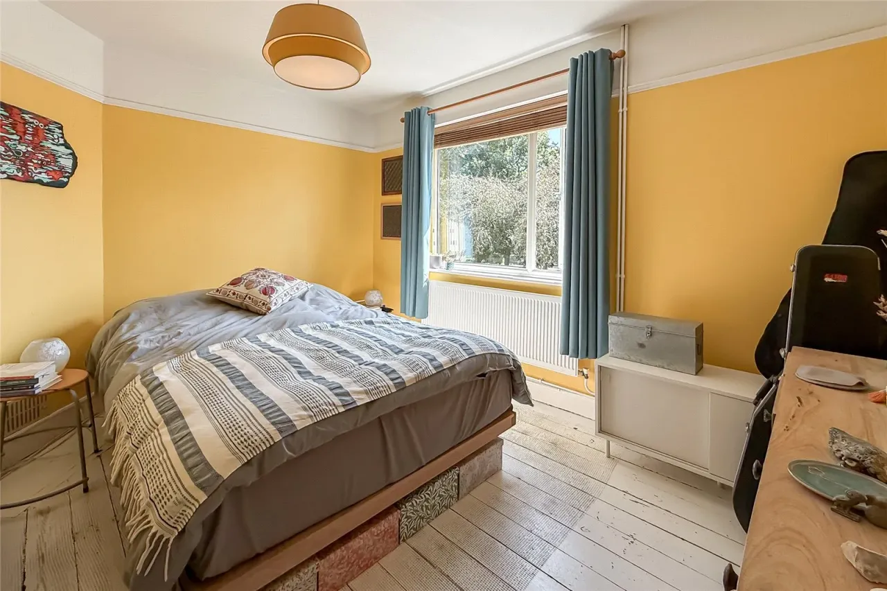 Tavistock Avenue, St. Albans, Hertfordshire, AL1 2NL, photo 6