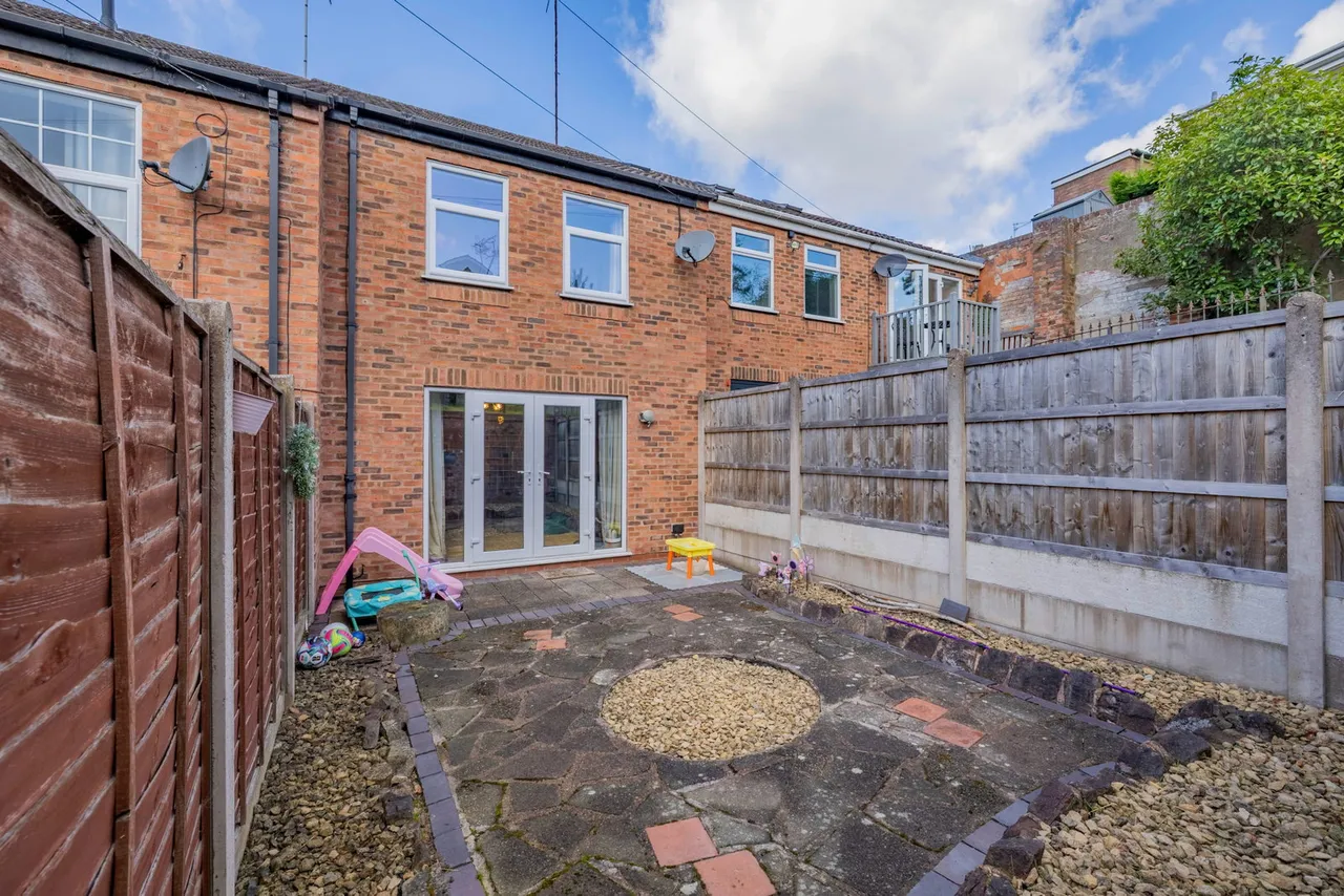Gun Barrell Mews, Cradley Heath, B64, photo 21
