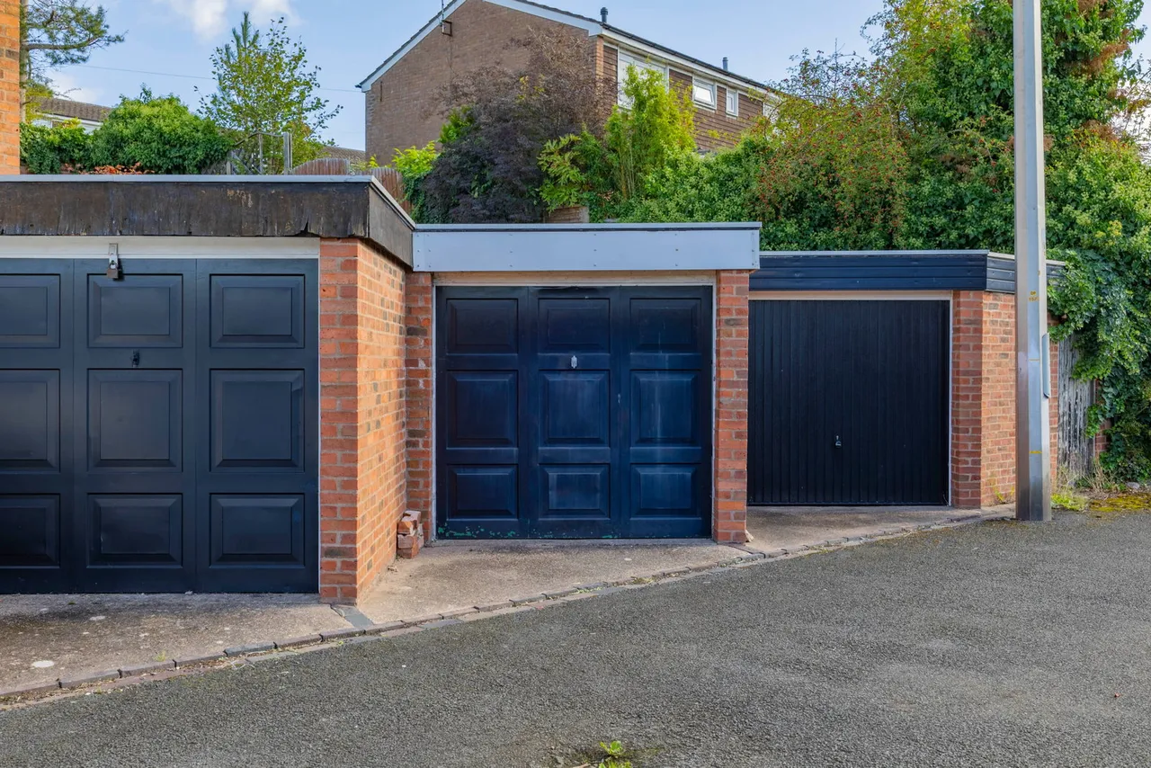 Gun Barrell Mews, Cradley Heath, B64, photo 24
