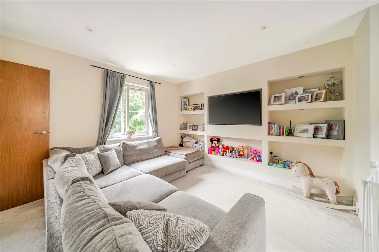 Anstey Road, Farnham, GU9, photo 3