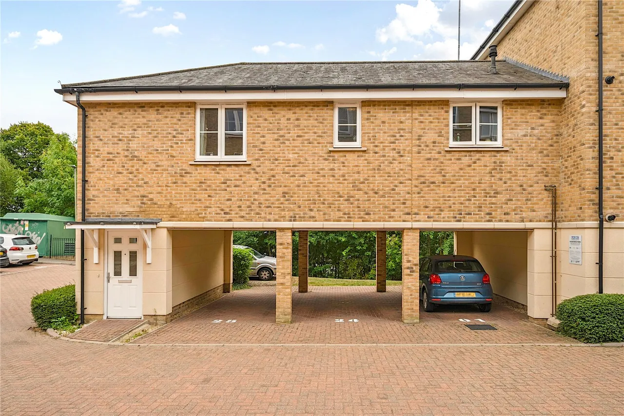 Anstey Road, Farnham, GU9, photo 11