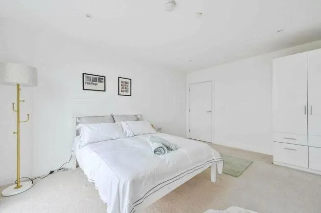 Wellington Street, SE18, photo 10