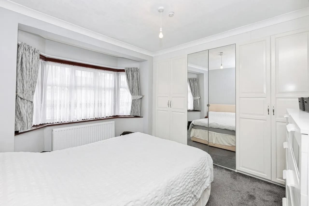 Icknield Drive, Ilford, IG2, photo 17