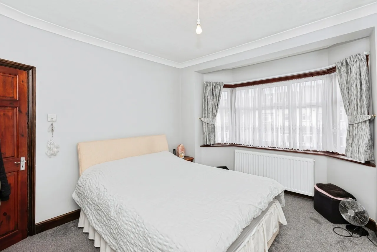 Icknield Drive, Ilford, IG2, photo 16