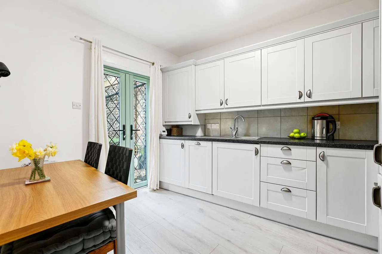 Bulstrode Way, SL9, photo 4