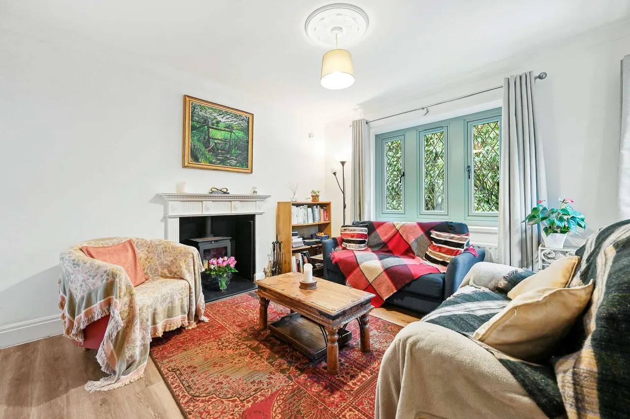 Bulstrode Way, SL9, photo 2