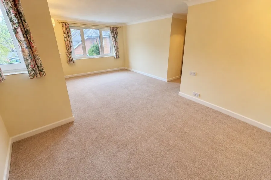 Burpham Lane, Burpham, GU4, photo 3