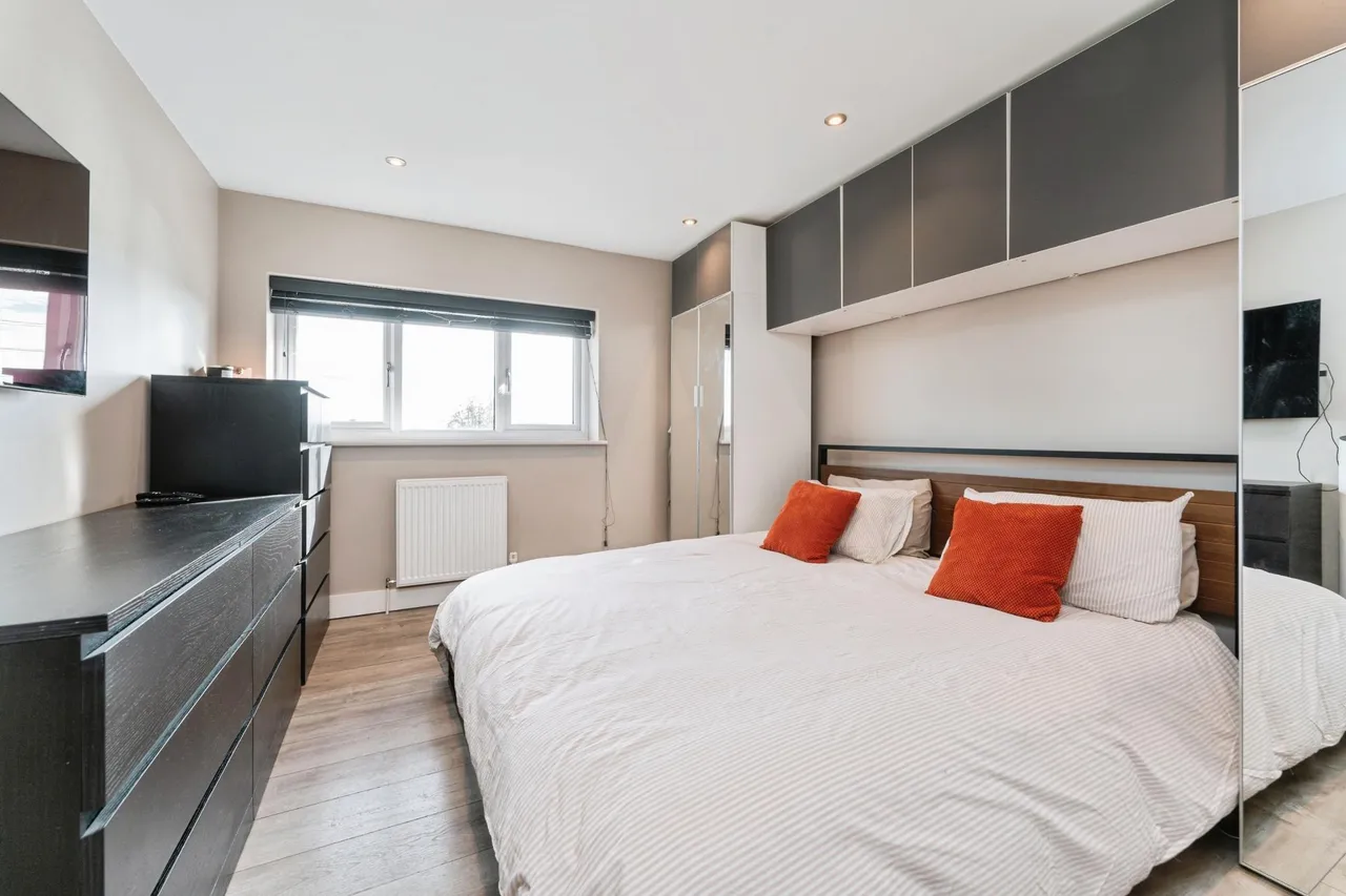 The Orchards, Sutton, CB6, photo 13