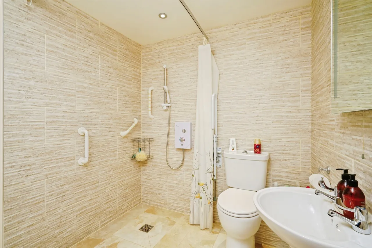 Balmoral Road, Didcot, OX11, photo 13