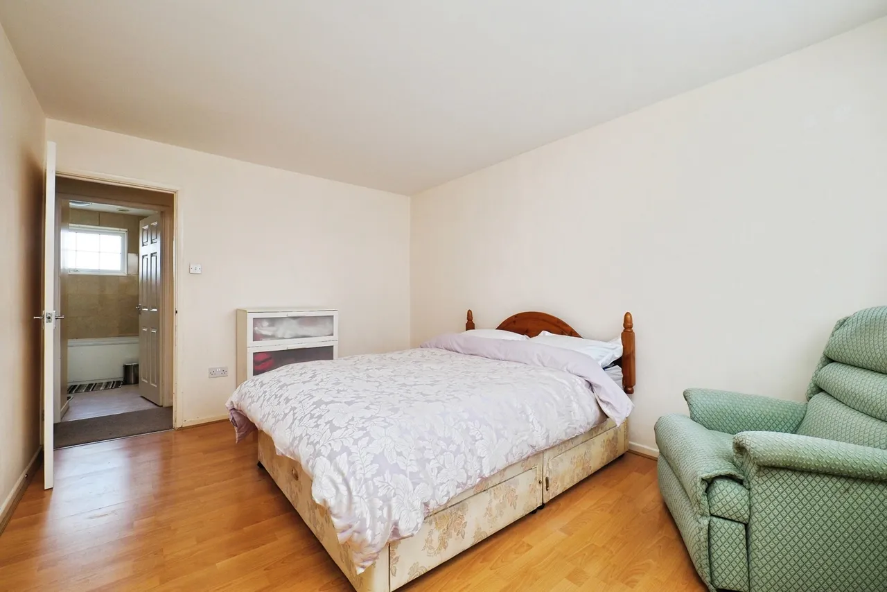 Lower Regent Street, Beeston, Nottingham, Nottinghamshire, NG9, photo 12