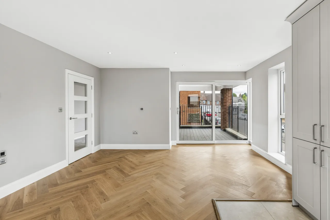 Flat 3 The Catsey Catsey Lane, Bushey..., photo 3