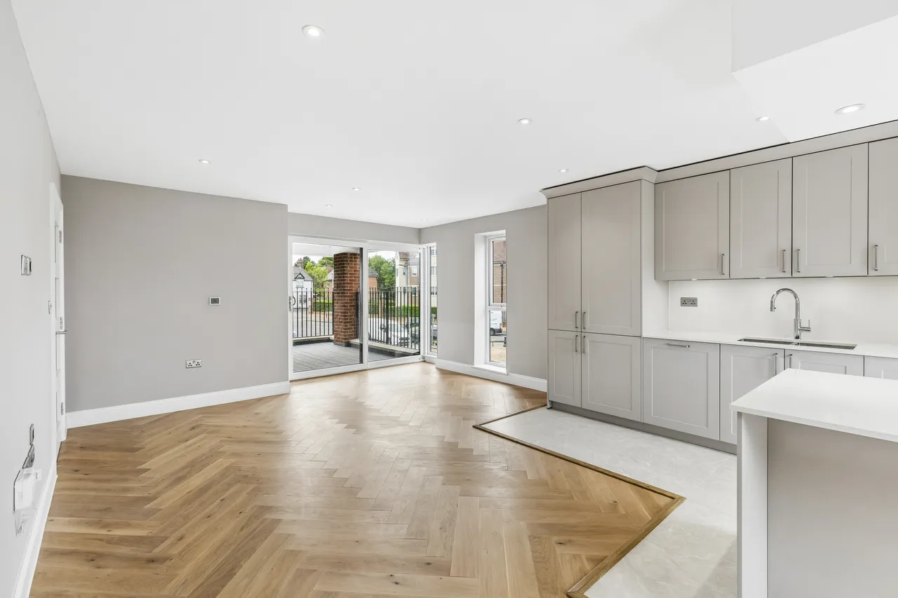 Flat 3 The Catsey Catsey Lane, Bushey..., photo 5