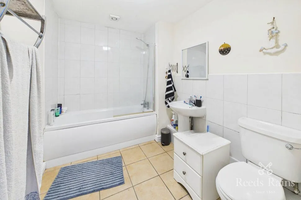 Northfield Court, Sheffield, South Yorkshire, S10, photo 7