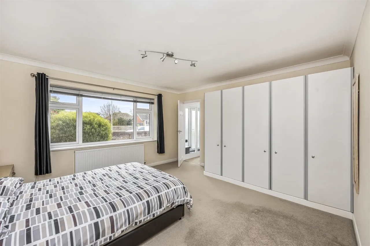Cleveland Road, Worthing, photo 6