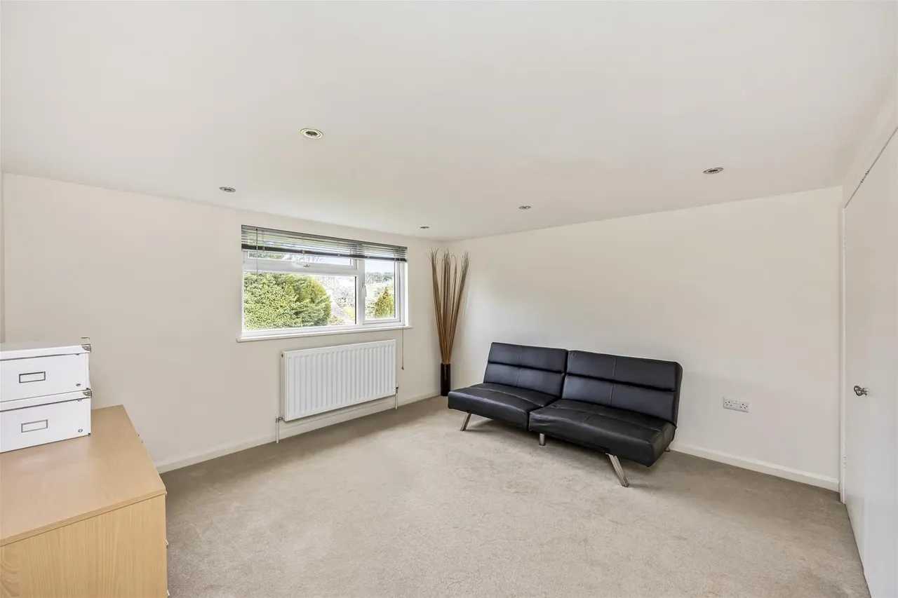 Cleveland Road, Worthing, photo 12