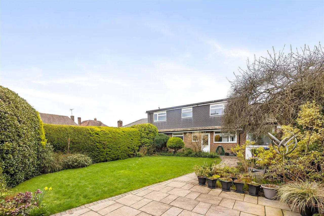 Cleveland Road, Worthing, photo 18