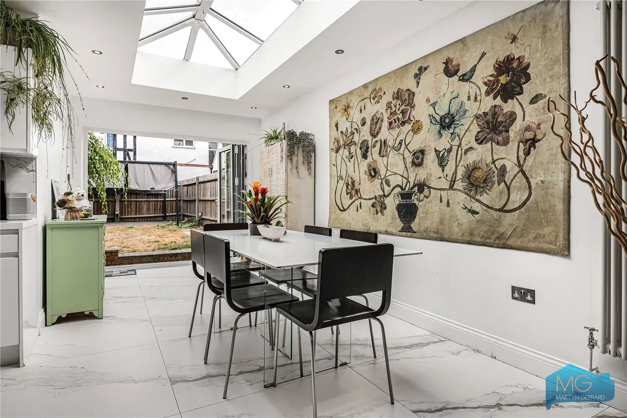 Long Lane, London, N3, photo 9